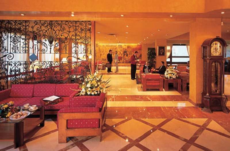 Sercotel Gran Hotel Zurbaran Бадахос Экстерьер фото