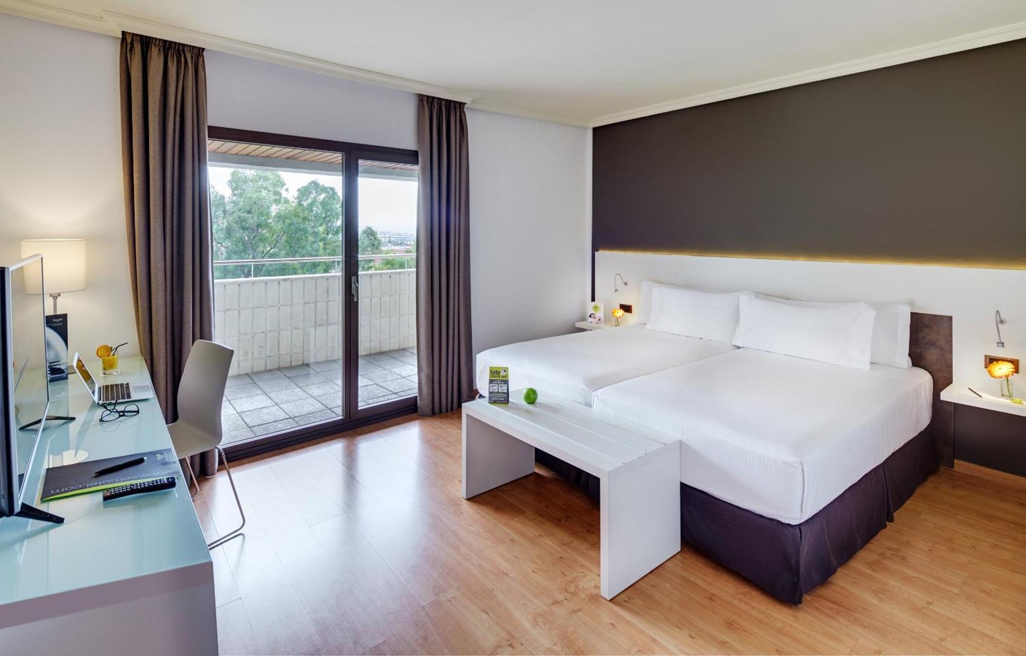 Sercotel Gran Hotel Zurbaran Бадахос Экстерьер фото